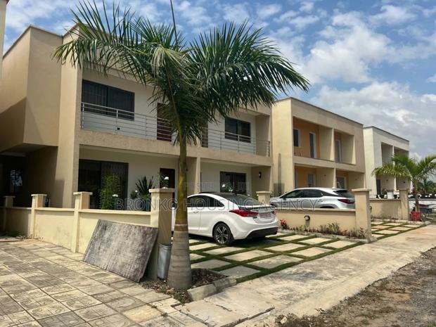 3bdrm Townhouse / Terrace in Bronko Housing, Spintex for rent · Photo 2