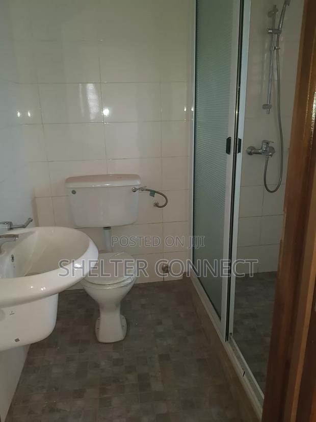 4bdrm Duplex in Pantang, Adenta for rent · Photo 5
