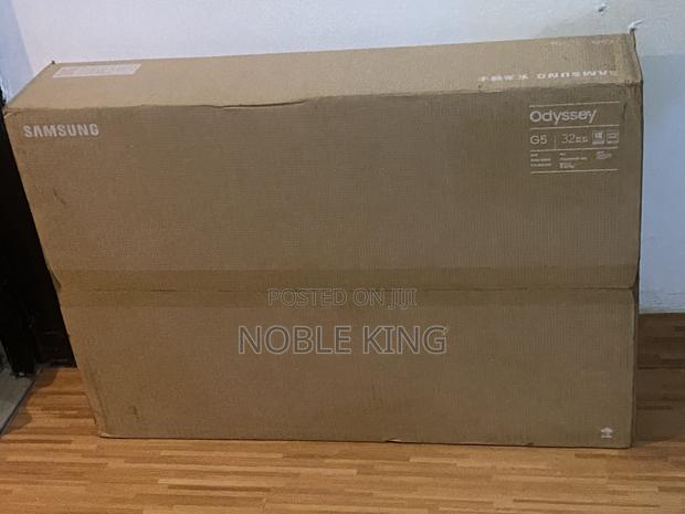 Samsung Odyssey G5 Gaming Monitor · Photo 1