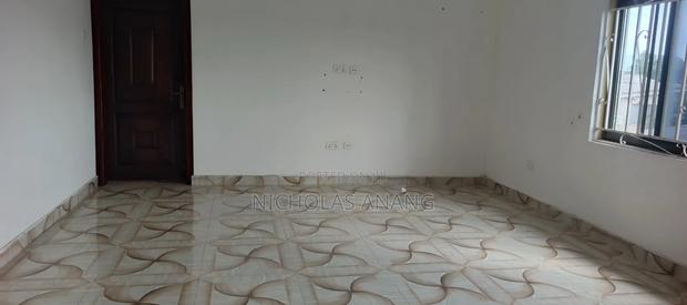 1bdrm Apartment in The Dorns Properties, New Town for rent · Photo 7