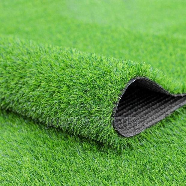 40 and 30mm Artificial Grass Carpet · Photo 1