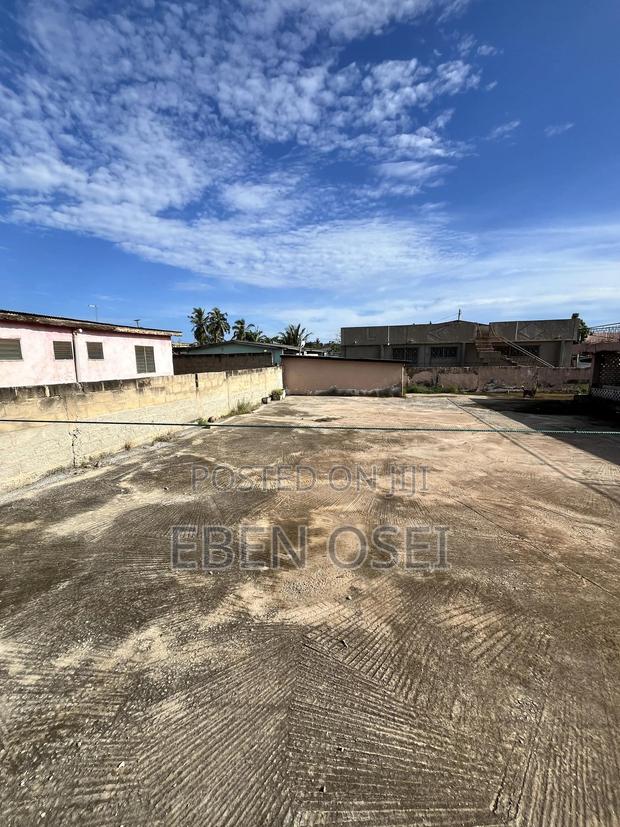 Land for Sale at Dansoman · Photo 1