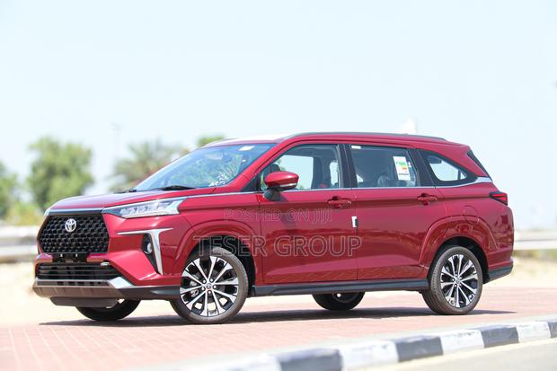 New Toyota Veloz 2023 Red · Photo 2