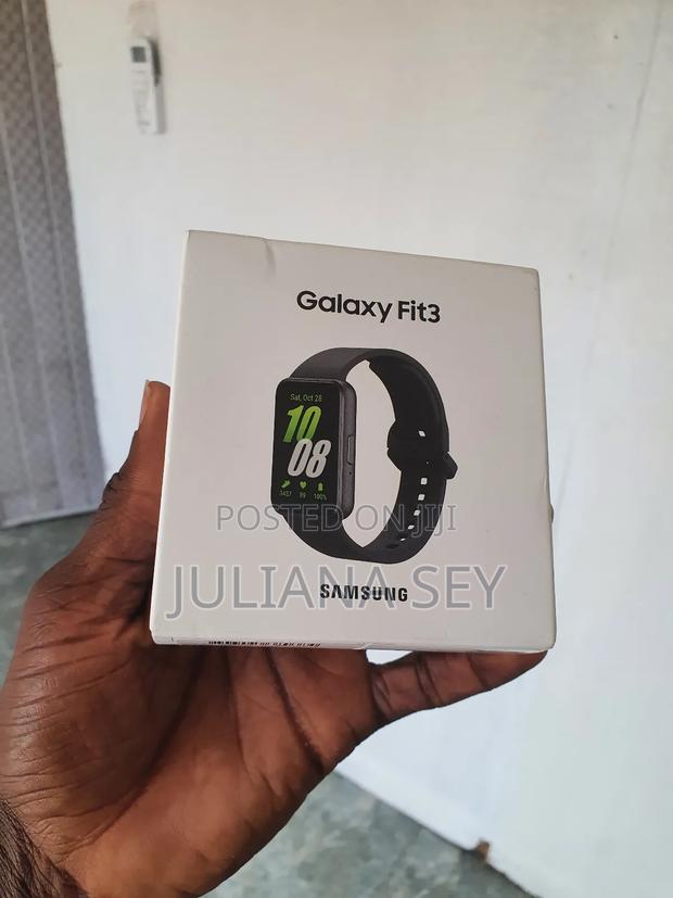 Galaxy Fit3 Watch Sealed in Box · Photo 2