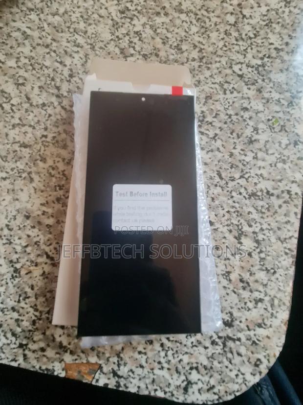 Samsung Galaxy 24 Ultra Screen · Photo 4