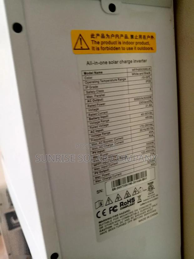 Lithium Battery Solar Generator · Photo 7