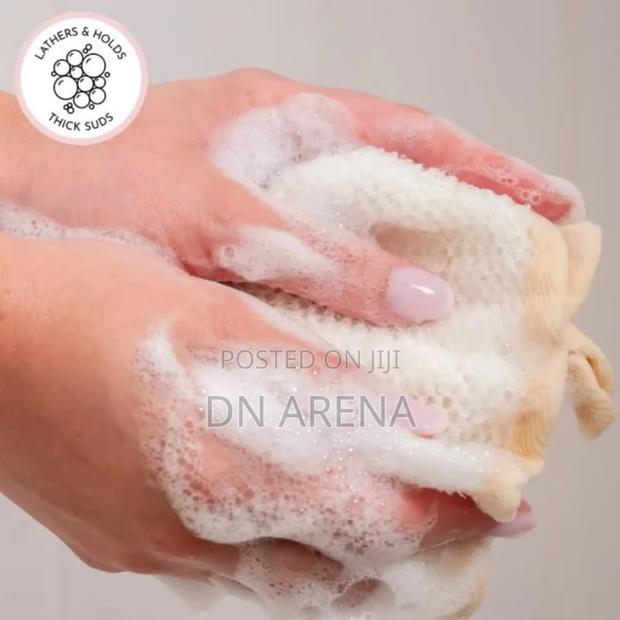 Dual-Sided Exfoliating Washcloths 9.9 Inch X 9.9 Inch 3 Pack · Photo 2