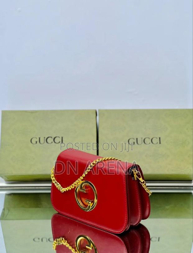 GUCCI - Lady's Handbag in a Box · Photo 5