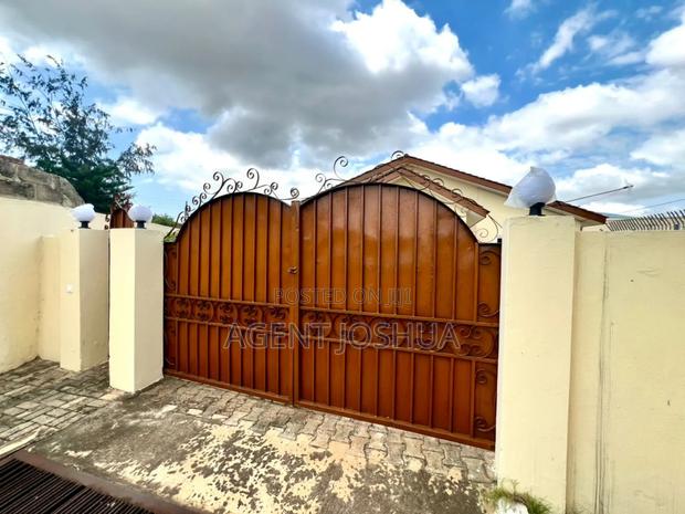 3bdrm House in Manet Court Estate, Airport Residential Area for rent · Photo 8