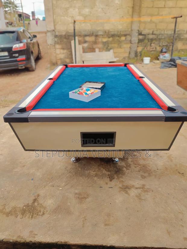 Normal Snooker(Not Coins Operated) With Freebies Items · Photo 1