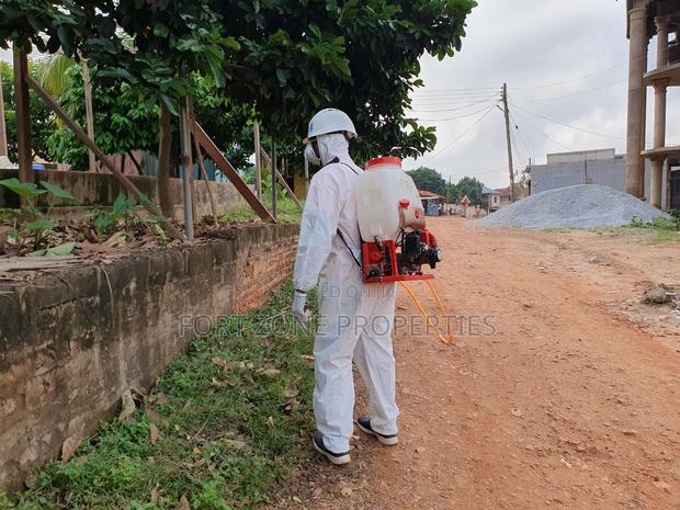 Fumigation · Photo 1