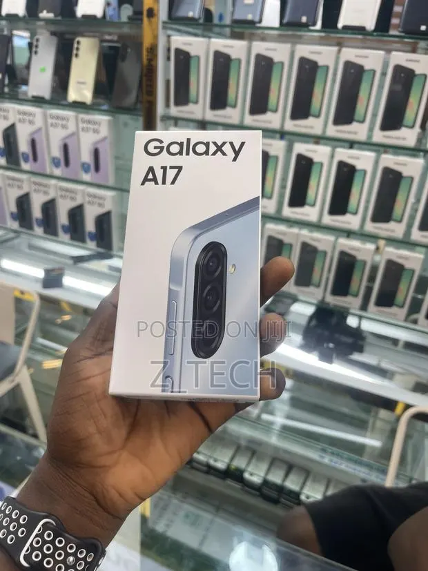 New Samsung Galaxy A17 128 GB Gray · Photo 1
