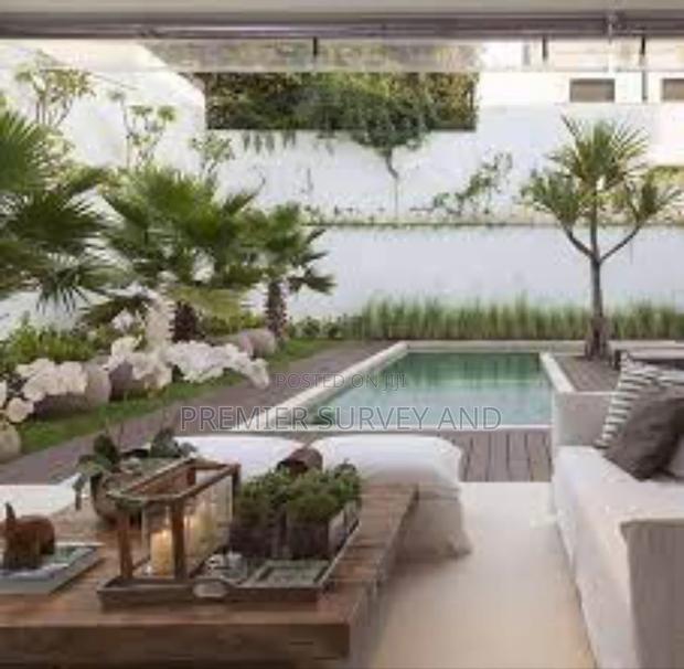 Quality Pool Construction · Photo 6
