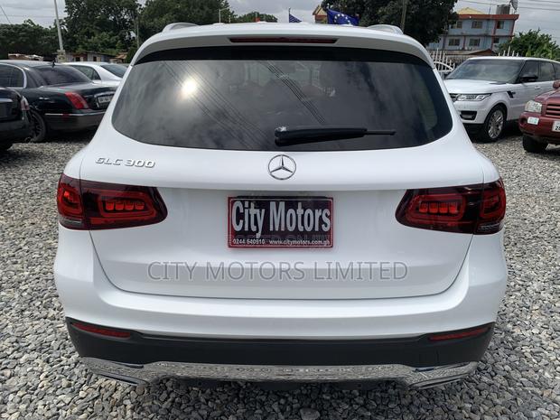 Mercedes-Benz GLC-Class 2021 White · Photo 6