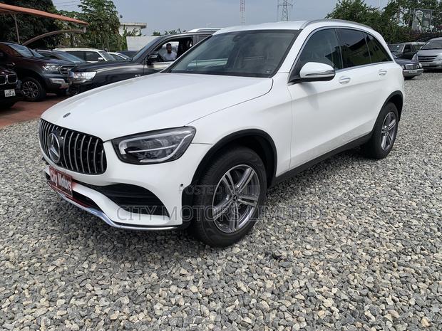 Mercedes-Benz GLC-Class 2021 White · Photo 3