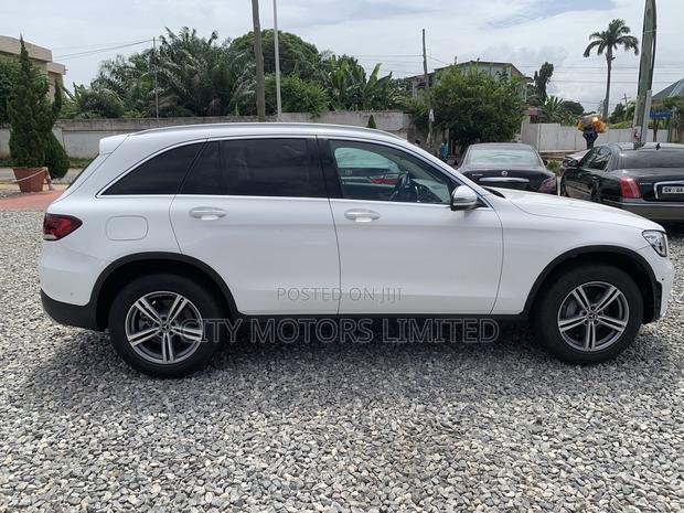 Mercedes-Benz GLC-Class 2021 White · Photo 1