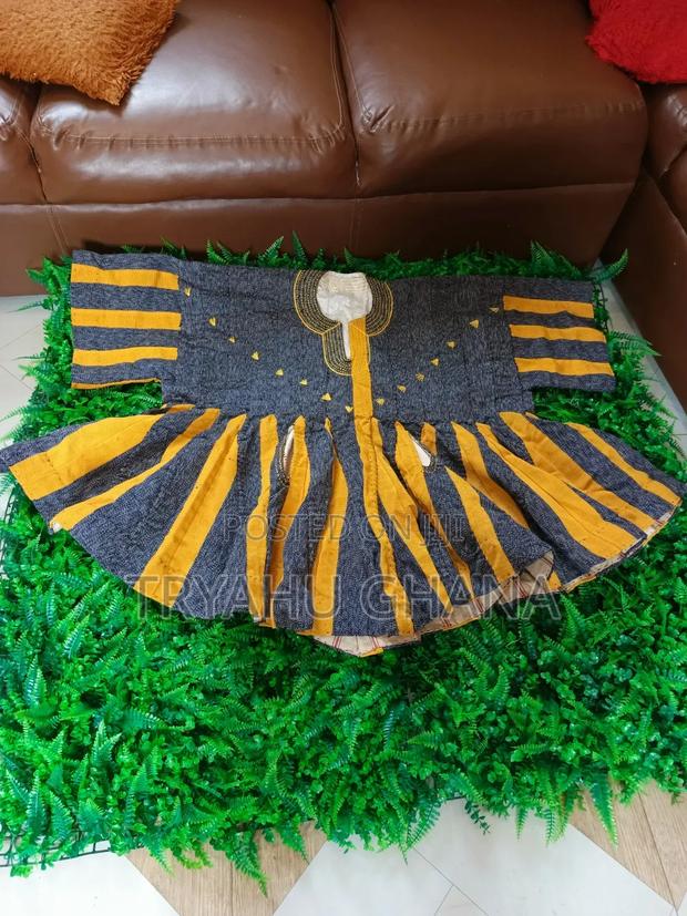 Best Deal For Original Ghanaian Handmade Smocks For Sale · Photo 3