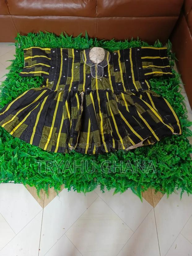 Powerful Original Ghaiana Traditional Handmade Smocks 4sale · Photo 4