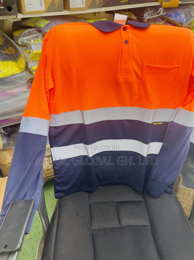 Ppe’S Reflective Shirt · Photo 4