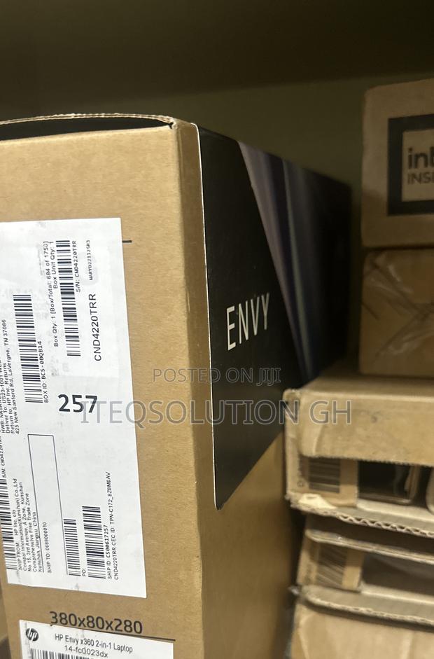New Laptop HP Envy 14 16GB Intel Core Ultra 7 SSD 1T · Photo 3
