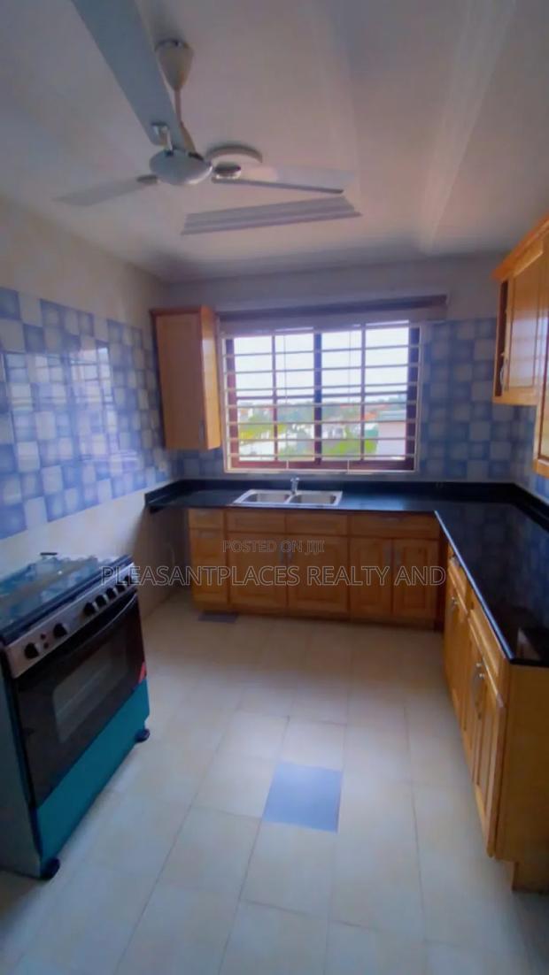 Furnished 3bdrm Apartment in Pleasantplaces, East Legon for rent · Photo 5