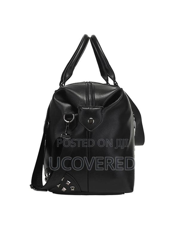 Genuine Leather Duffle Bag · Photo 6
