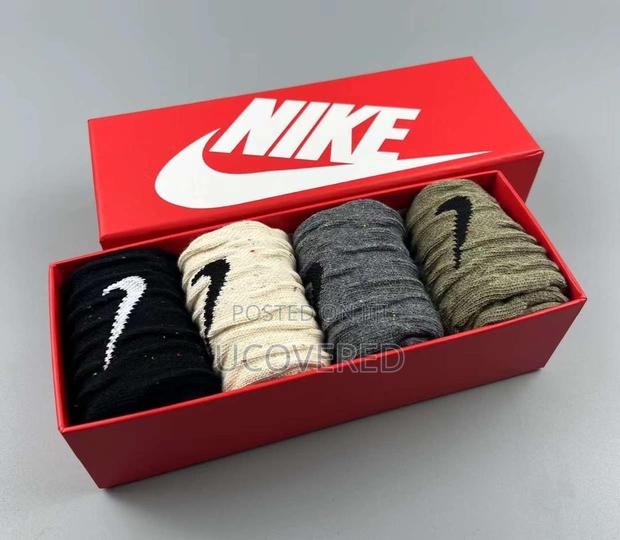 High Quality Socks Set · Photo 7