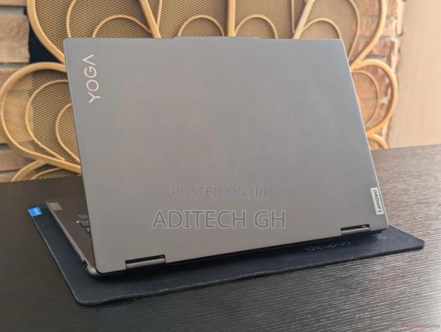 New Laptop Lenovo Yoga 700 16GB Intel Core I7 SSD 1T · Photo 3