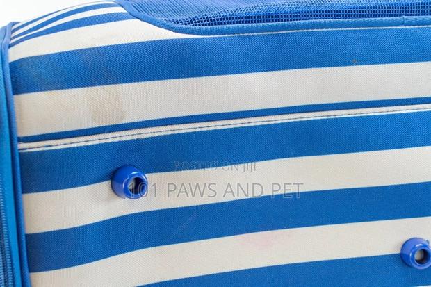 Martha Stewart Pet Carrier · Photo 3