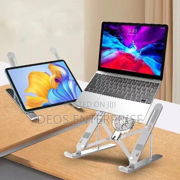 Laptop Stand With Mini Fan · Photo 1