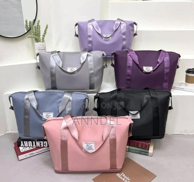 Travelling Bag · Photo 1