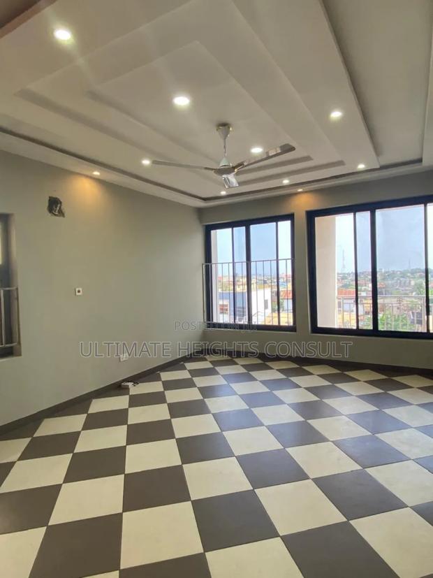 2bdrm Apartment in Tesano, Abeka for rent · Photo 2