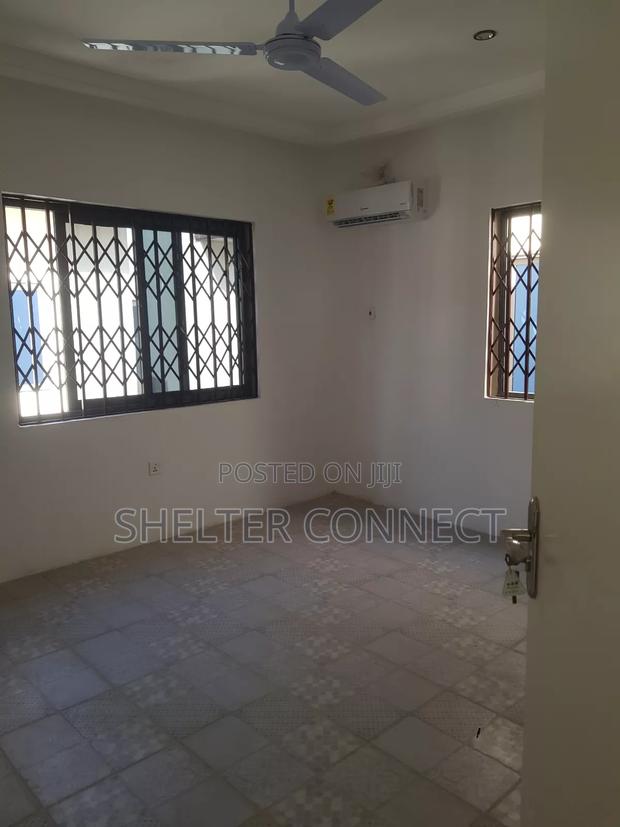 3bdrm Duplex in Oarifa, Oyarifa for rent · Photo 4