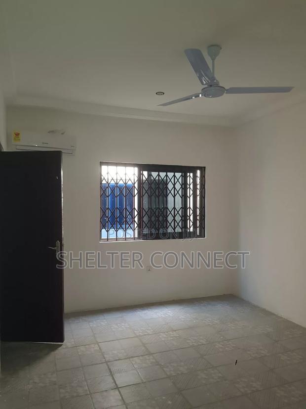 3bdrm Duplex in Oarifa, Oyarifa for rent · Photo 6