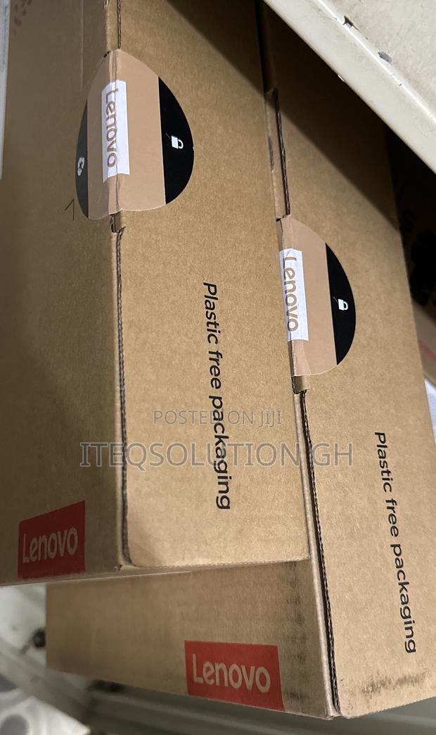 New Laptop Lenovo ThinkPad Yoga 16GB Intel Core Ultra 5 SSD 512GB · Photo 3