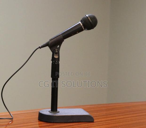 Desktop Microphone Stand · Photo 2