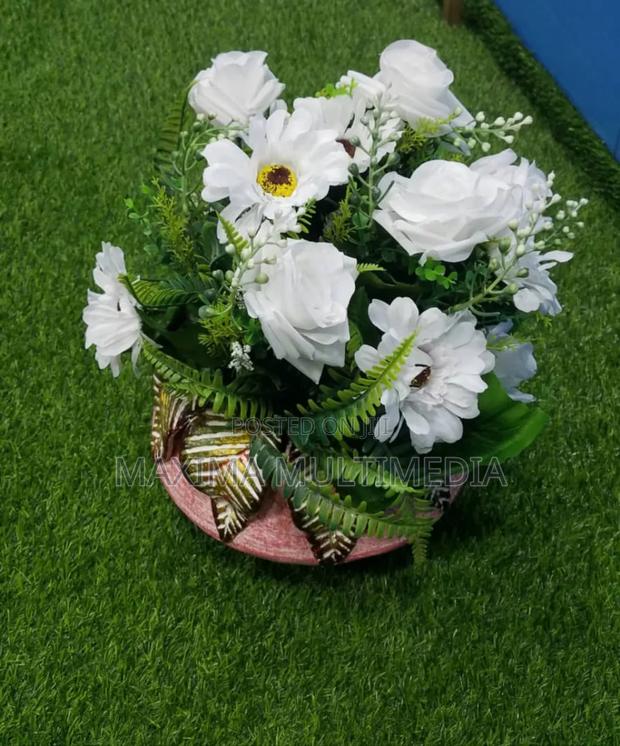 Artificial Flowers · Photo 2