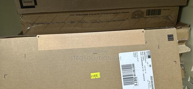 New Laptop Dell Inspiron 14 7440 2-in-1 8GB AMD Ryzen 5 SSD 512GB · Photo 3