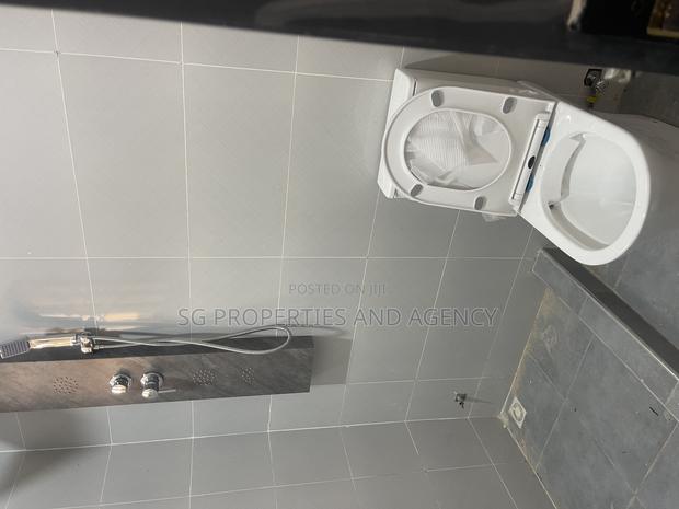 3bdrm House in Coastal, Spintex for rent · Photo 8