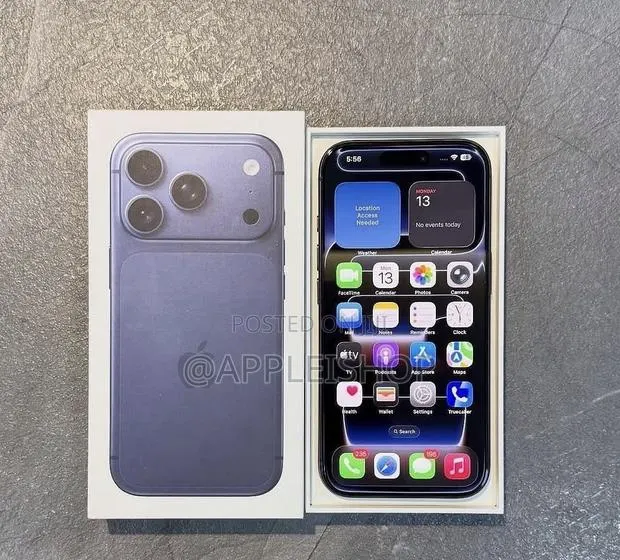 Apple iPhone 17 Pro Max 512 GB Blue · Photo 1