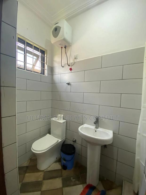 Furnished 2bdrm Apartment in Tesano for rent · Photo 4