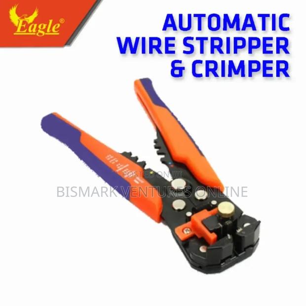 Automatic Wire Stripper and Crimper Self Adjusting · Photo 2
