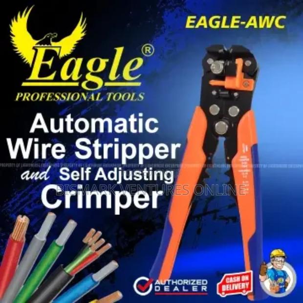 Automatic Wire Stripper and Crimper Self Adjusting · Photo 1