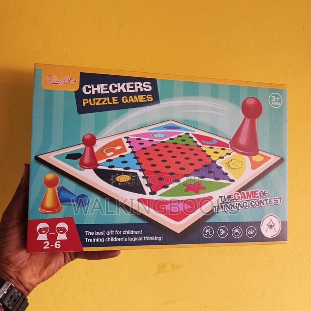 Checkers Puzzle Game · Photo 1