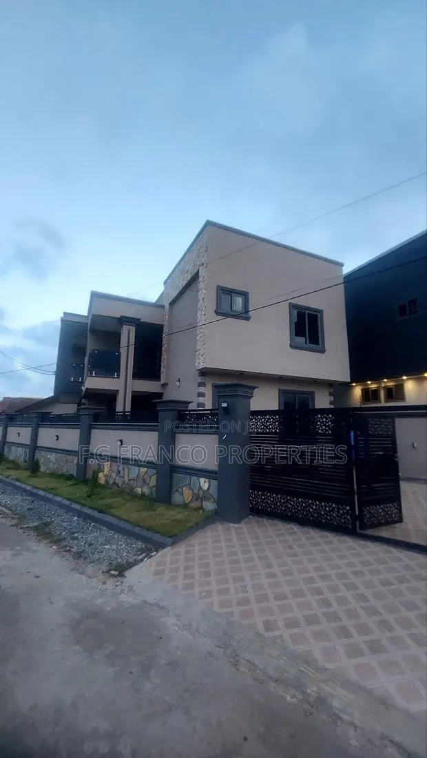 4bdrm House in Kg.Franco Properties, Spintex for sale · Photo 1