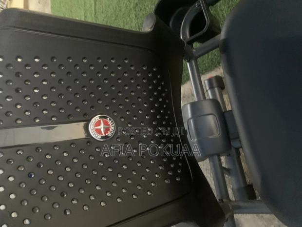 Recumbent Bike · Photo 4
