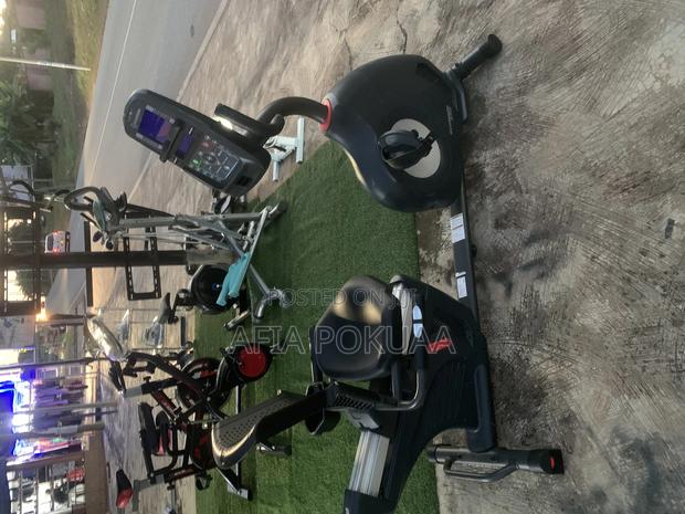 Recumbent Bike · Photo 1