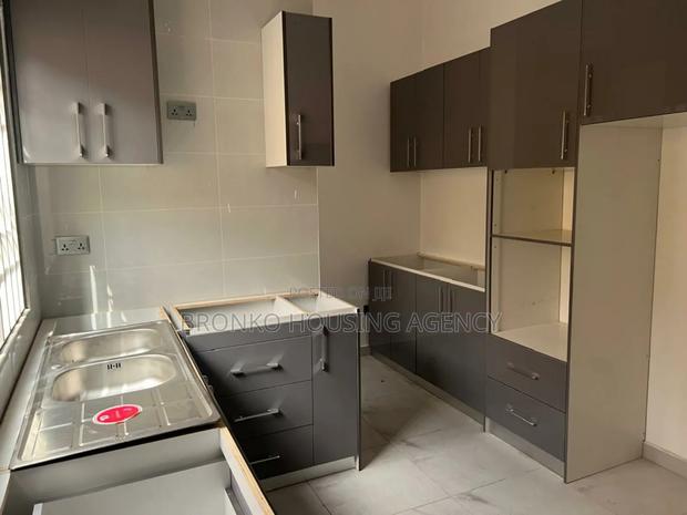 3bdrm House in Bronko Housing, Spintex for rent · Photo 2