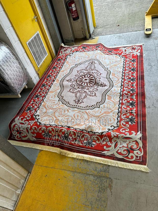 4 Rugs in Different Colours · Photo 3