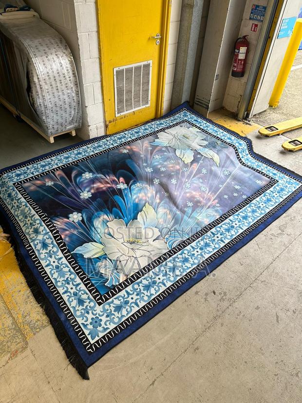 4 Rugs in Different Colours · Photo 5
